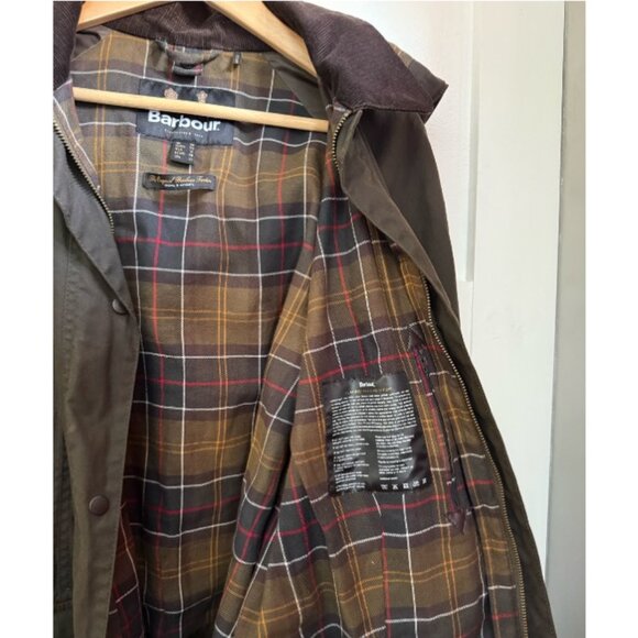 Women's Barbour Beadnell Jacket, Olive - Picture 2 of 3